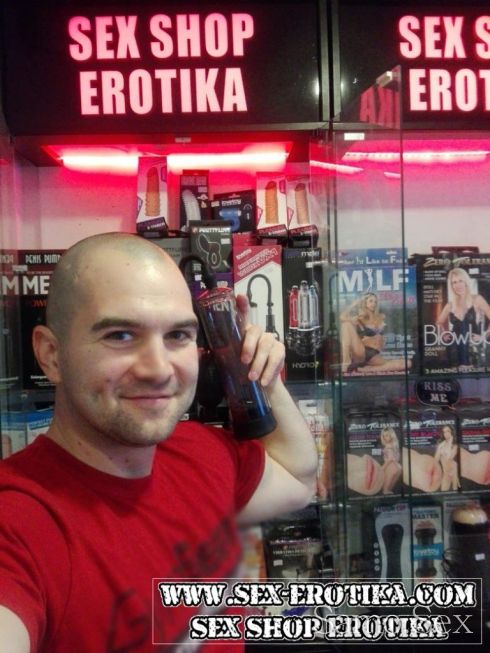 Напомпай пениса като бицепс с Помпа Мен Пауър - Секс Шоп Еротика - снимка 1 - Samo.sex Напомпай пениса като бицепс с Помпа Мен Пауър - Секс Шоп Еротика - снимка 1