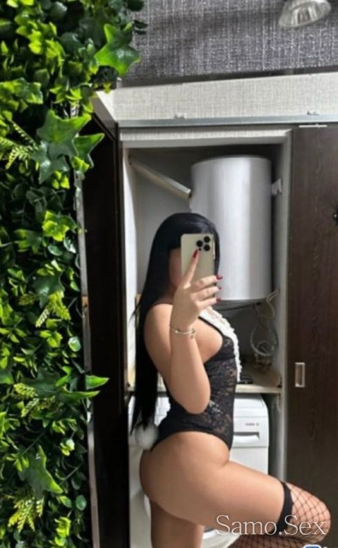 💋 Млада и неустоима -  снимка 1