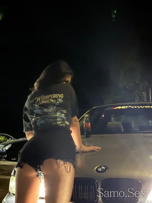 Кралица на френската😁🔞 -  снимка 1