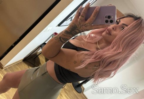 Транссексуална възбудена бразилия Даниела XXL хуй и голям задник -  снимка 1