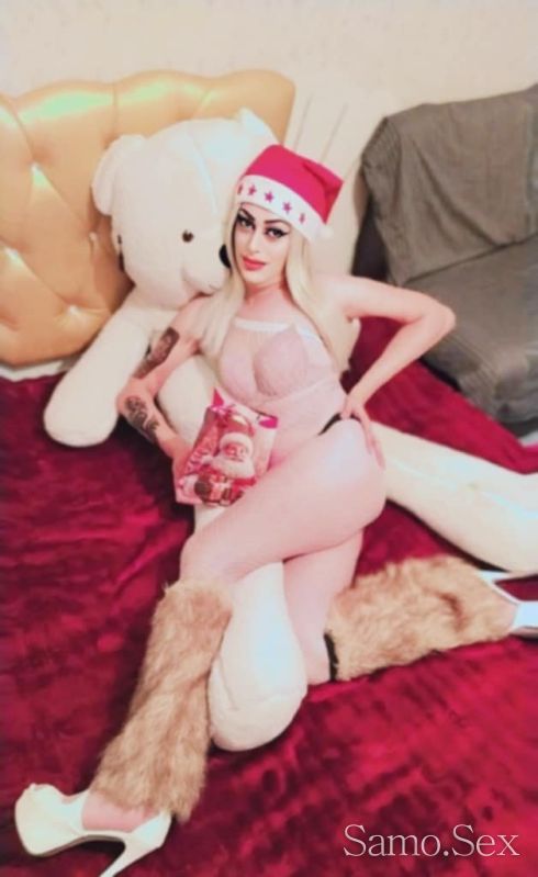 Ема даси играем яко травестит  нямам терен. Дьлбого гьрло!!!! -  снимка 1