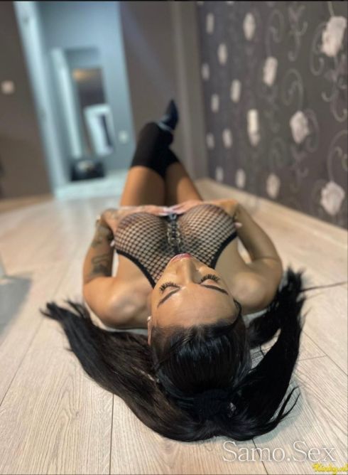 Дяна✔️❤️💥👄 -  снимка 1