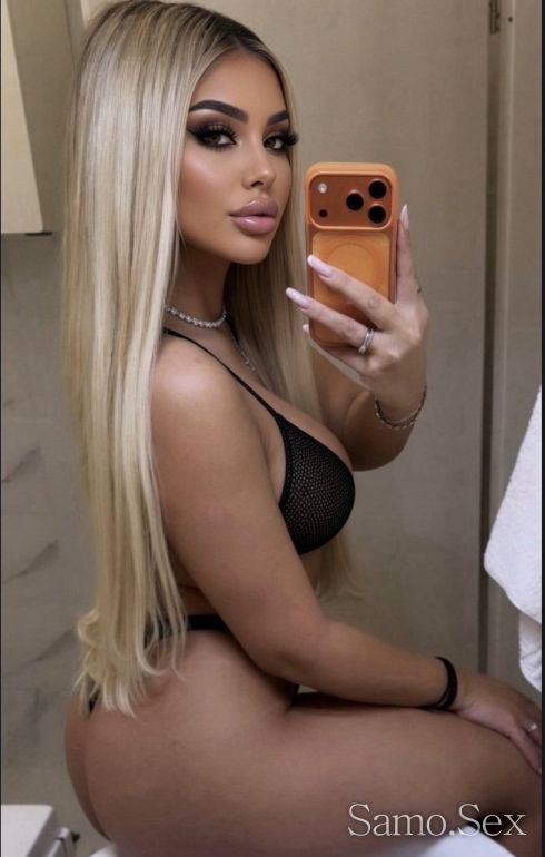 HOT GIRL! 💦 😋💋 -  снимка 1