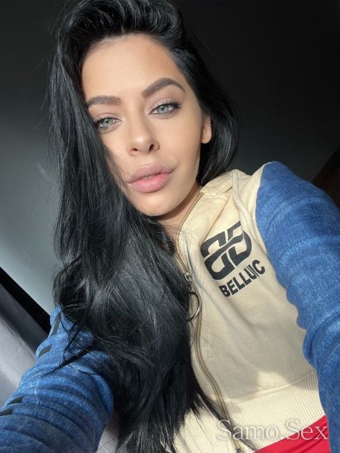 👅IVELINA DELUX 🫦 -  снимка 1