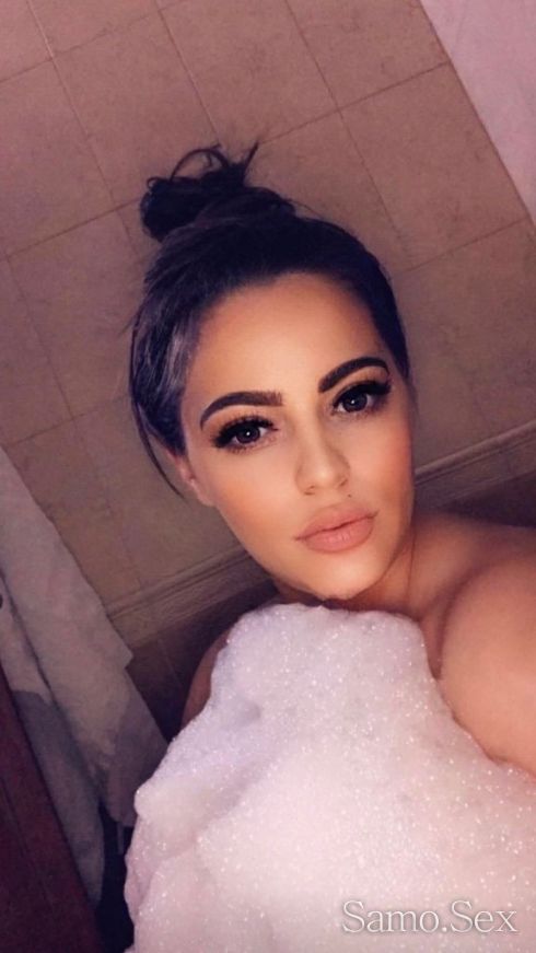 Ани сладката -  снимка 1