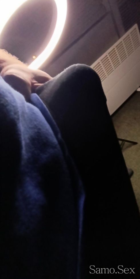 Жиголо -  снимка 1