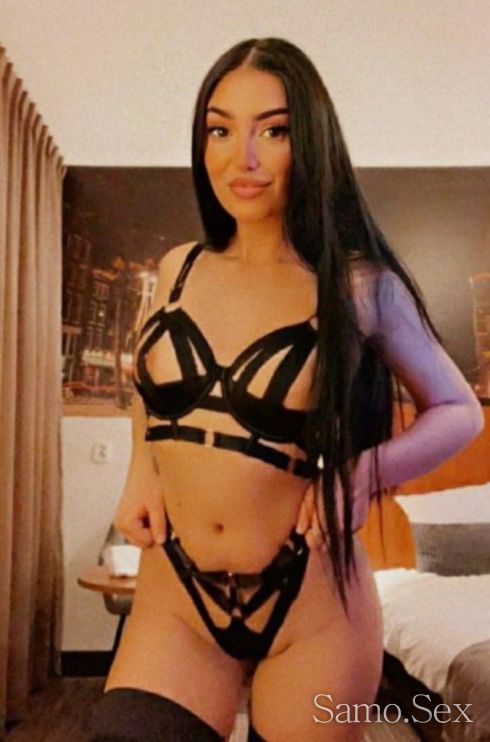 L A R A ☆☆ VIP ESCORT 🔥🔥 -  снимка 1