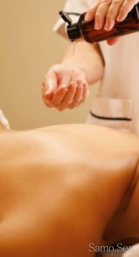 Масаж с хепи енд може и секс 30 Мин 60 лв 💞💕💕😘 -  снимка 1