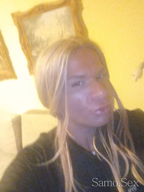 Здравейте  Господа ! Само днес в Цената за час Свирка Без ! -  снимка 1