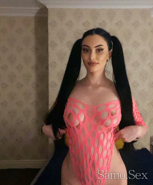 Стела Секси и палава🩷💟 -  снимка 1