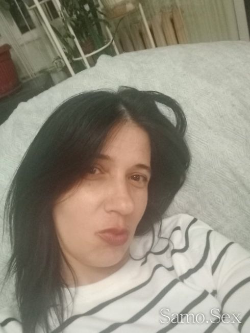 Истинска българка ! -  снимка 1