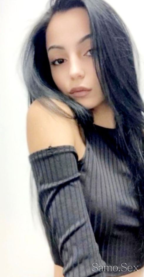 Винаги коректна усмихната -  снимка 1