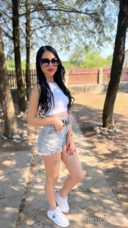 🍑🍑Твоята секс фантазия френска без в цената💦👅🤤 -  снимка 1