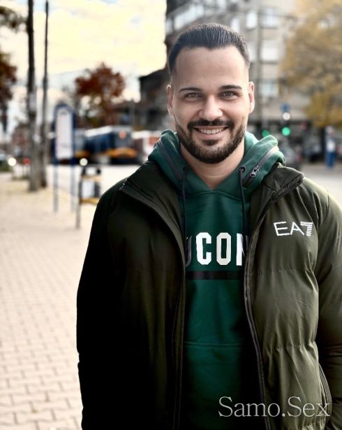 Твой -  снимка 1