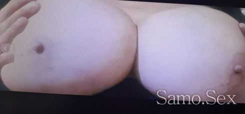 Много искам х.я да ти притискам с ГОЛЕМИТЕ СИ ЦИЦИ -  снимка 1