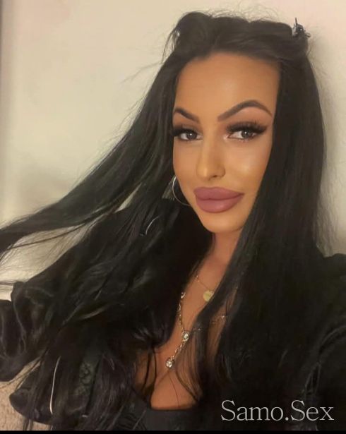 New girl in city -  снимка 1