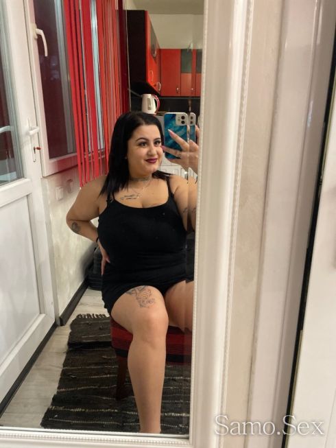 Ела и навлажни това котенце🤫 -  снимка 1