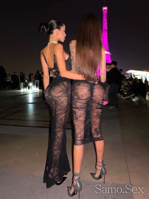 Две момичета 2×150=300/1ч -  снимка 1