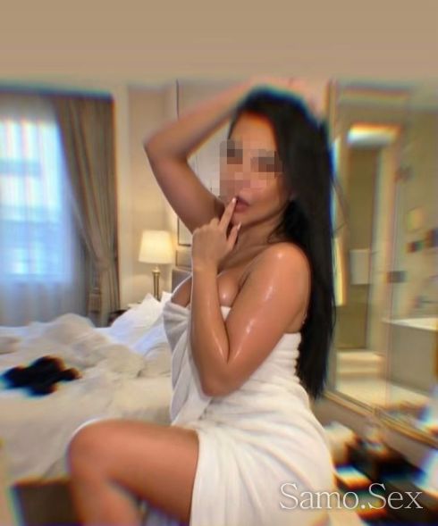 Нова в града💯💋 много тясна и много мокра тук за вас🫶 -  снимка 1