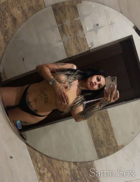 🔥🥵 Daddy, I’m So Hot 🥵🔥 -  снимка 1