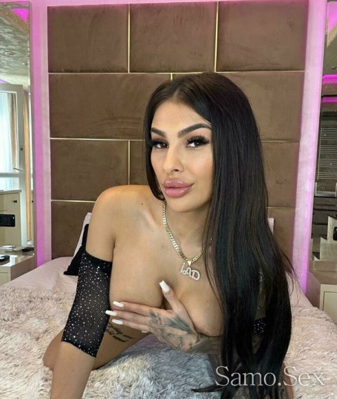GIRL from Venezuela -EROTIC MASSAGE + SEX -  снимка 1