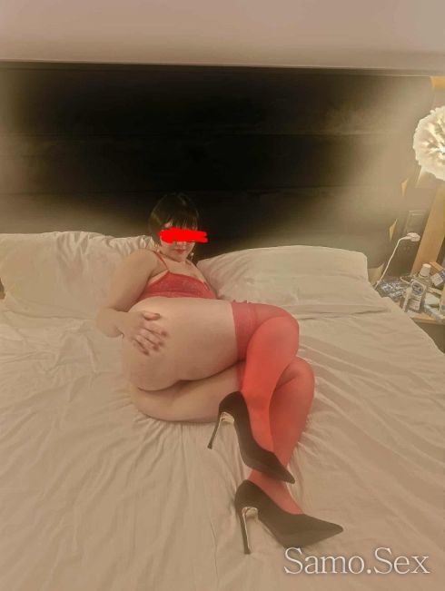 Голямото ми дупе иска да бъде изчукано😋 -  снимка 1