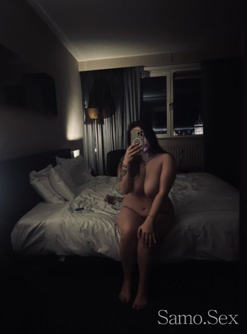 Top escort -  снимка 1