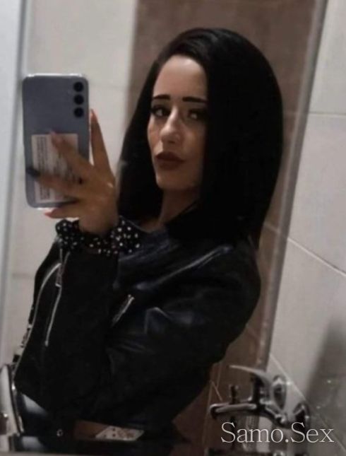 Ела и ме опитай👅💋 -  снимка 1