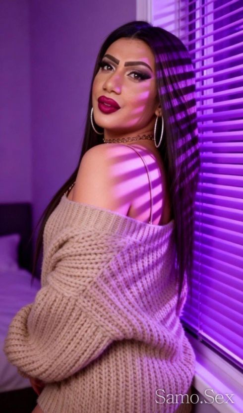 Може и на мой терен 🎅❄️☃️🌦Коледната Брунетка💋💋💋 -  снимка 1