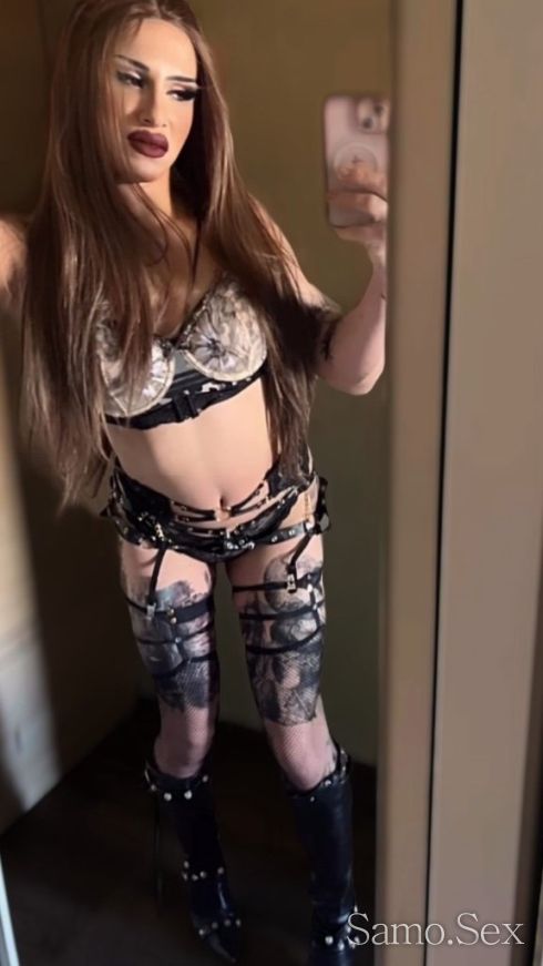 Дълбока 🤤лигава😈 бавна 🐰нежна френска. С 😉рязко facefuck 😍 -  снимка 1