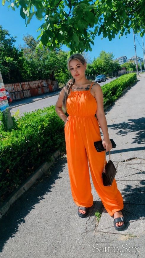 100% реална😉😉 -  снимка 1