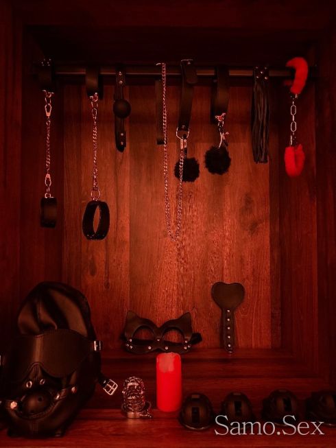 😈 строга господарка  😈 Страп-он ,Fisting, Фетиши BDSM -  снимка 1