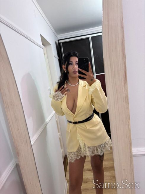 Bella -  снимка 1