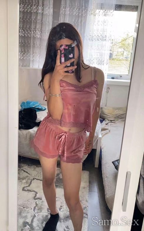 -Aleyna-just a girl🙈🐱 -  снимка 1