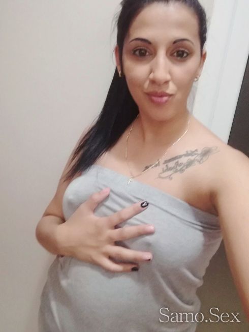 Само на хотел работя -  снимка 1