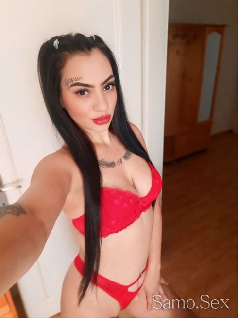 Отново Тук 100% реална 😍🔞👅 -  снимка 1