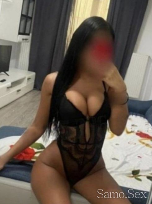 Melani -  снимка 1