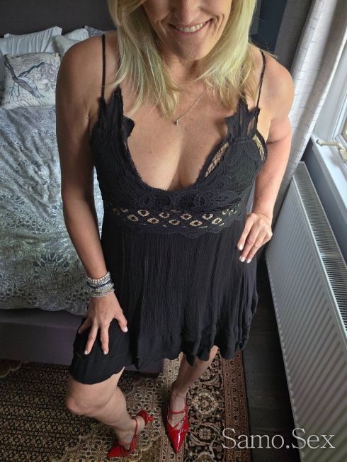 Търсим жена за 3 или семество -  снимка 15