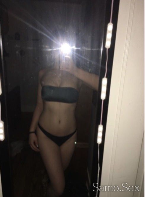 Императрица на свирката 🔞🫦 -  снимка 2