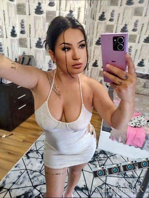 Богинята на френската🦂📸 -  снимка 1