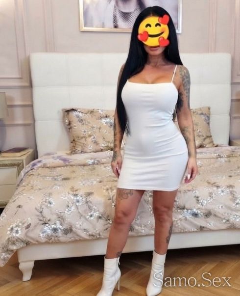 100% реална🫦 💦😘 -  снимка 1