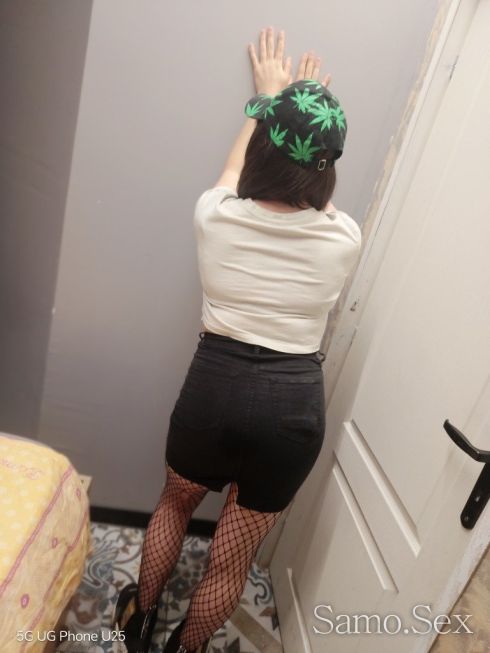 Мушкай курати в устата ми ♥️🔞 Транс 🔞 -  снимка 5