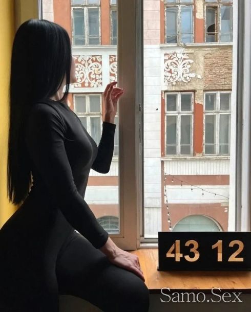 Юна -  снимка 2