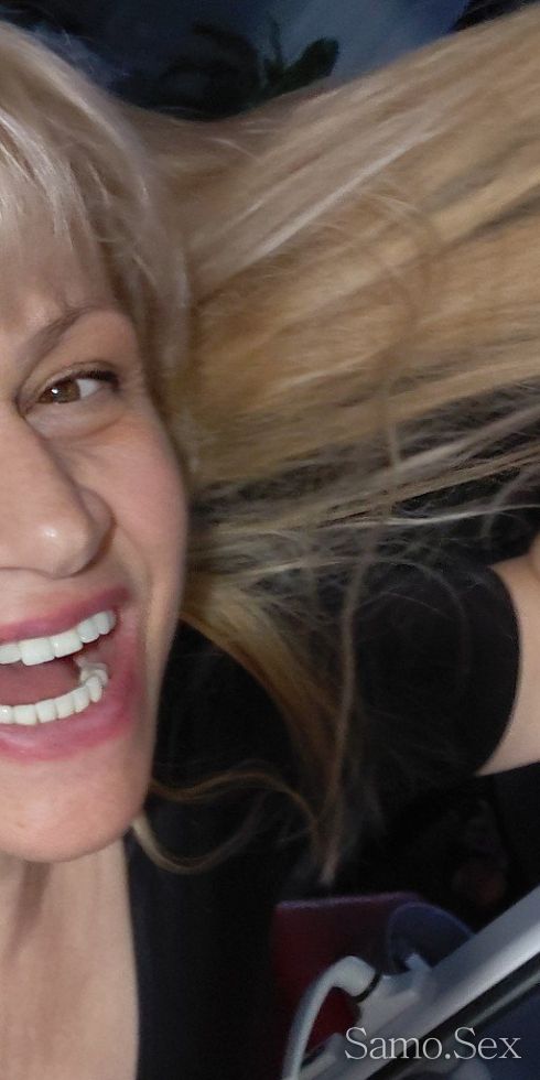 Реална съм -  снимка 2