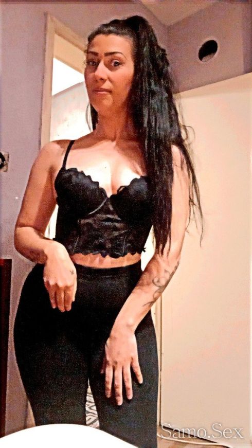 Реална дама -  снимка 2