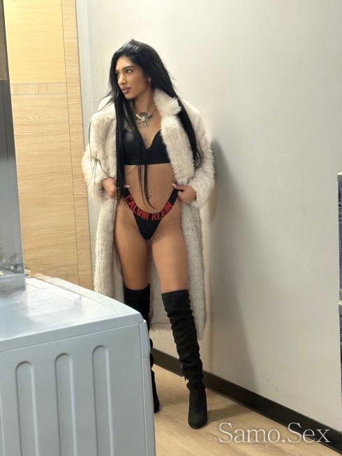 Sexy girl -  снимка 3