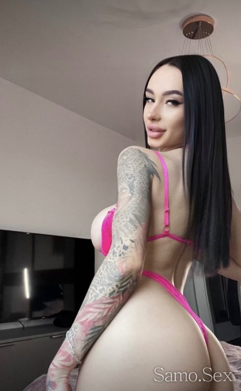 HOT GIRL! 💦 😋💋 -  снимка 5