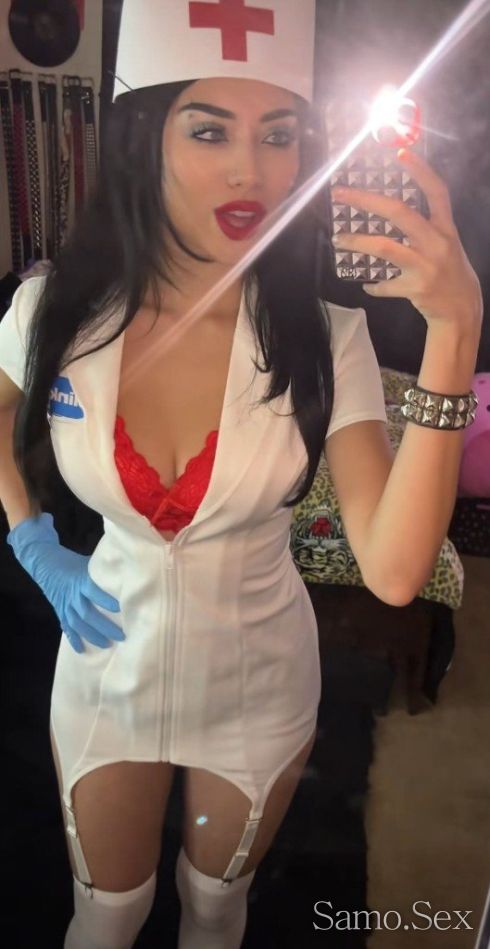 Нова рускиня одава се на камерата без задръшки -  снимка 16