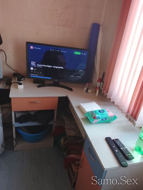 предлагам спокойно място за работа -  снимка 2