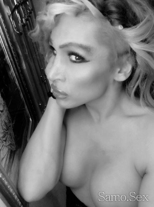 Нещо горещо -  снимка 7